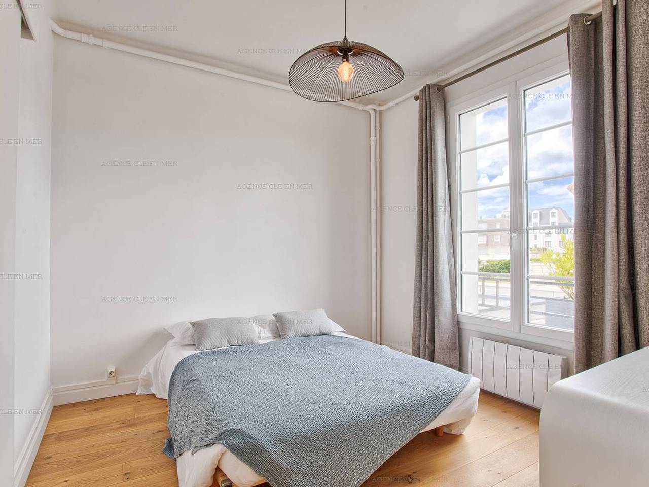 Ganze Wohnung, Apartment mit Terrasse im Küstenzentrum - 4 Pers. in Merville-Franceville-Plage, Caen und Umgebung