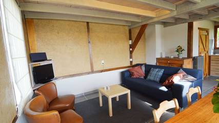 Location de vacances pour 6 personnes, avec jardin et sauna dans Hainaut