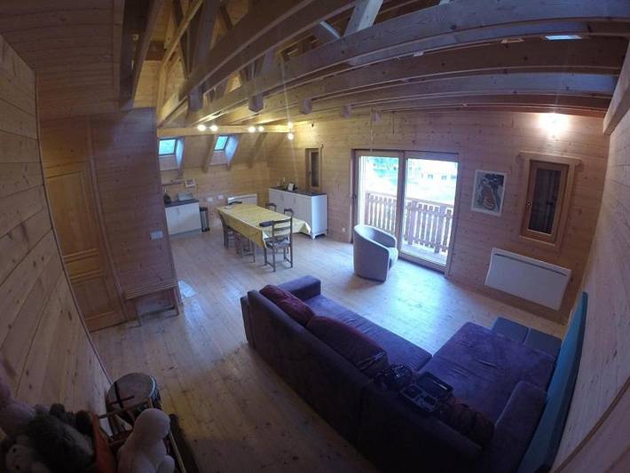 Gîte pour 8 personnes, avec Balcon et Terrasse ainsi que Jardin et Vue à Ancelle