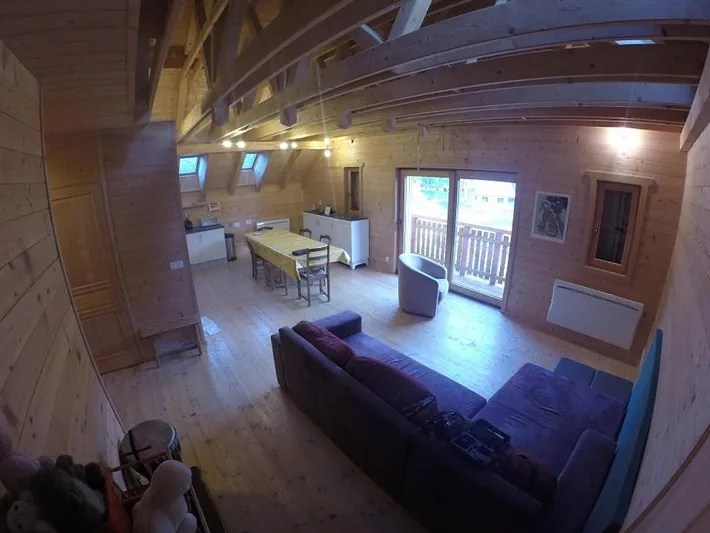 Apartamento de vacaciones para 8 personas, con jardín y vistas - 1