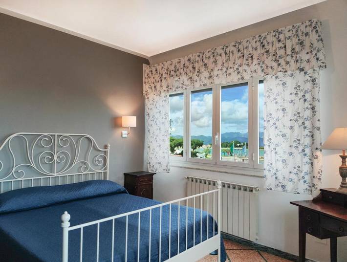 Appartamento, con Balcone e Terrazza nonché Giardino e Piscina a Bocca di Magra