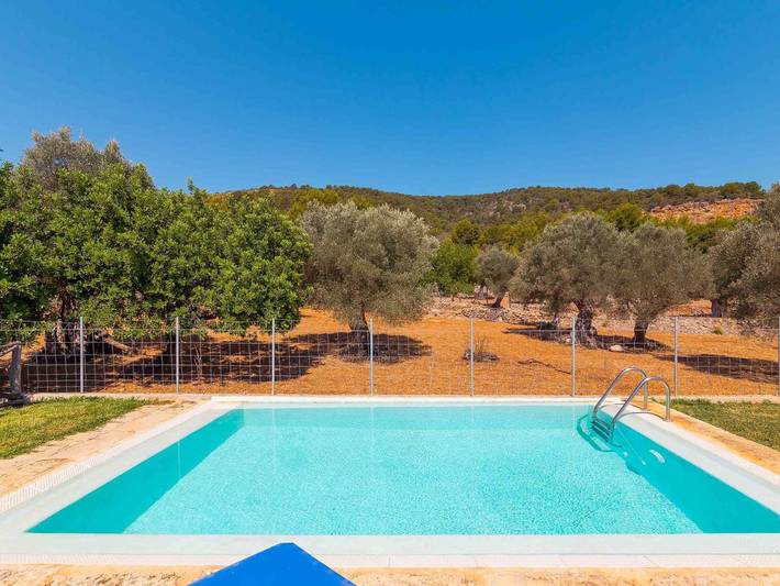 Casa de vacaciones para 8 personas, con Balcón/Terraza además de Jardín y Piscina en Selva (Mallorca)