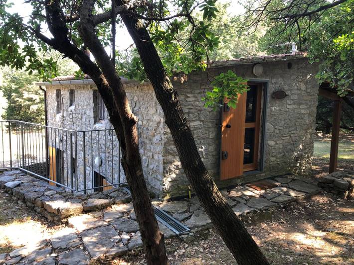 Agriturismo per 5 persone, con Terrazza e Giardino nonché Piscina a Lerici