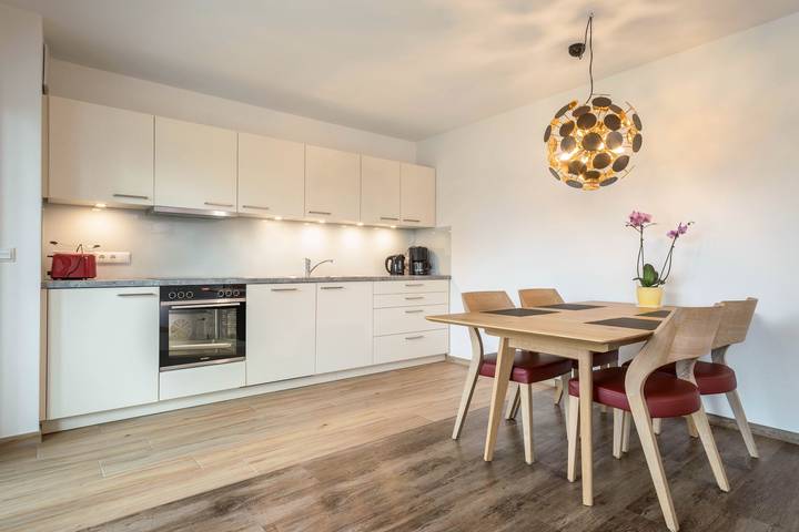 Ganze Wohnung, Moderne Ferienwohnung 1 in Bodenseenähe mit Wlan in Eriskirch, Region Bodensee-Oberschwaben