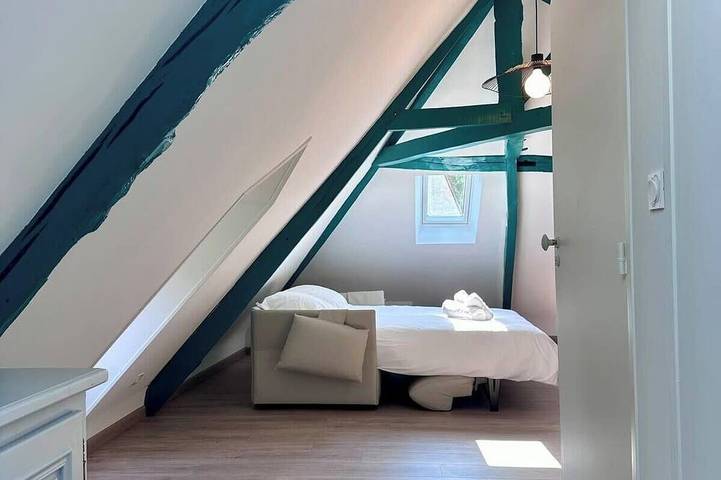 Location de vacances pour 8 personnes, avec piscine et jardin à Cuzance - 4