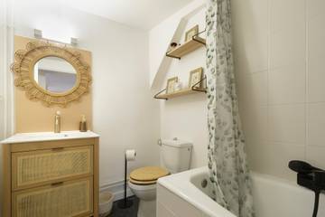 Apartment for 2 People in Salies-de-Béarn, Pyrénées-Atlantiques, Photo 4