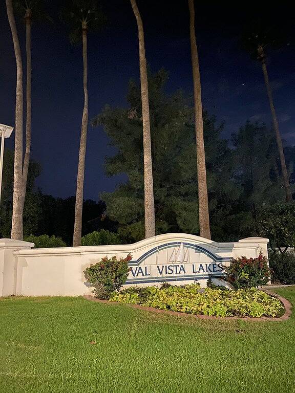 Beautiful Val Vista Lakes home with private heated pool in Gilbert, Arizona! in Gilbert, Maricopa County