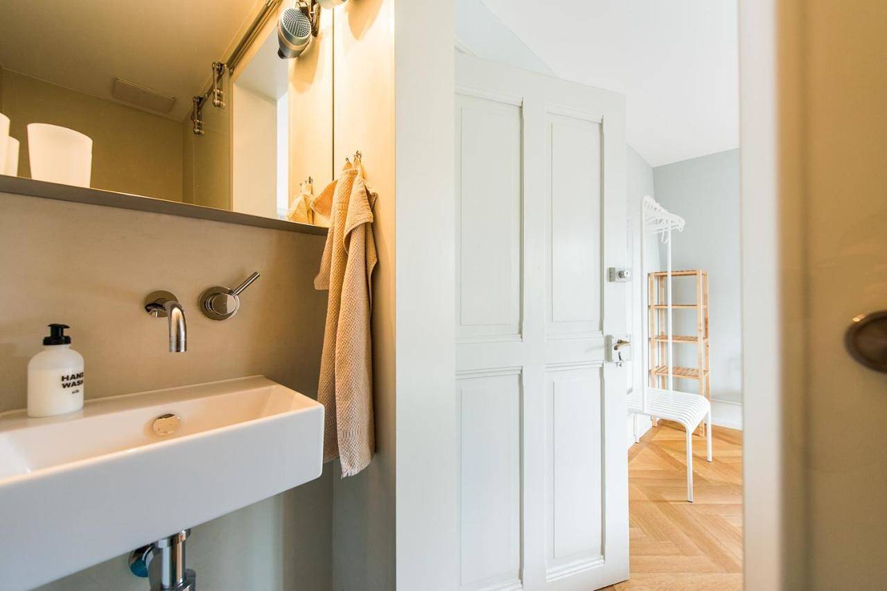 Double Room with Terrace in Bern Zustellkreis, Bern