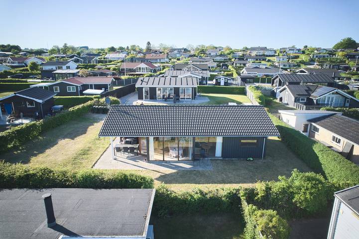 Ferienhaus für 6 Personen, mit Terrasse und Garten - 1