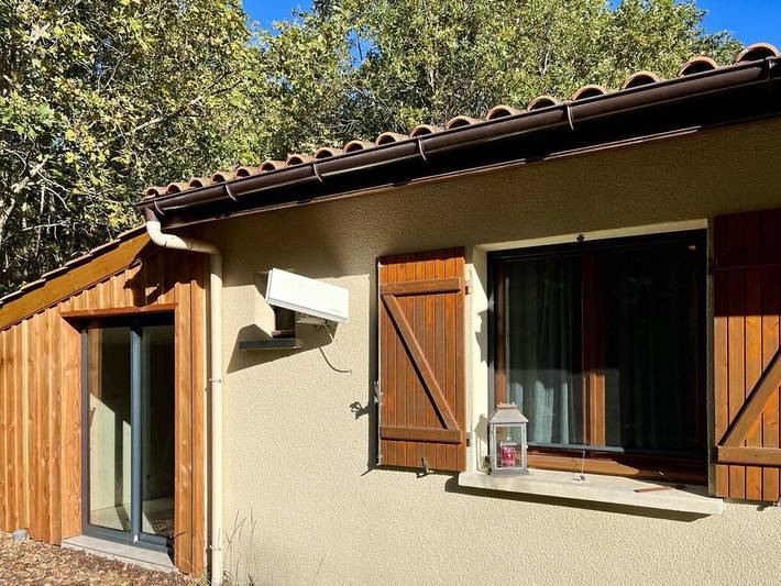 Location de vacances pour 2 personnes, avec piscine et terrasse à Vendays-Montalivet - 2
