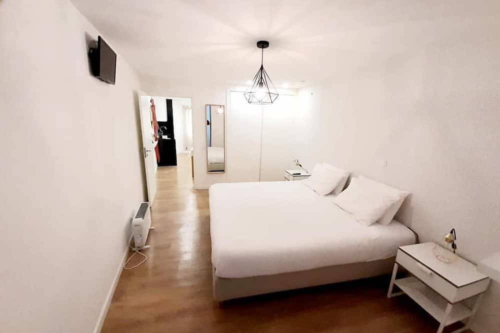 Entire apartment, Amazing ultramodern apartment in historical center in Leiria, Pousos, Barreira e Cortes, Leiria