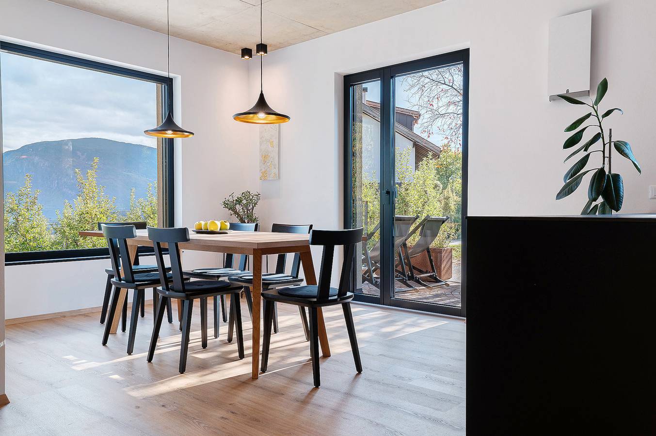 Ganze Wohnung, Ferienwohnung 'Obergfillhof' mit Bergblick, privater Terrasse und Balkon in Berg (Eppan), Eppan an der Weinstraße