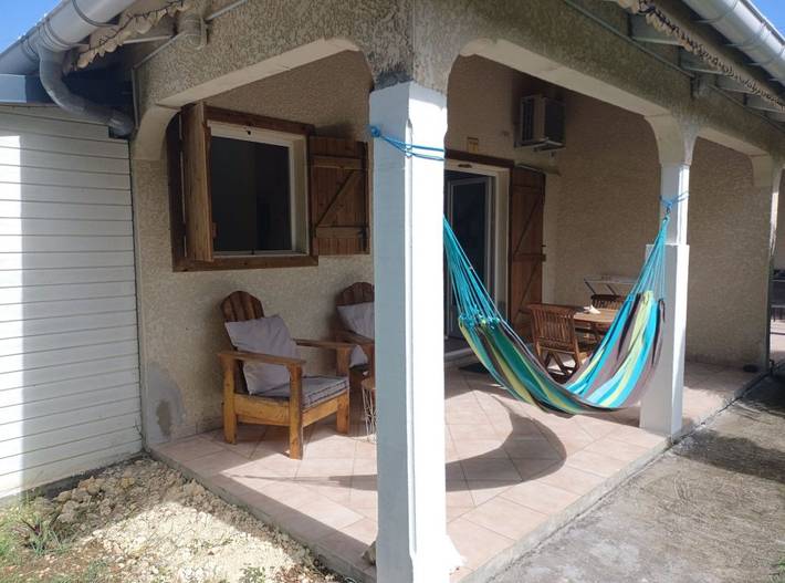 Gîte pour 2 personnes, avec jardin ainsi que terrasse et piscine en Guadeloupe - 3