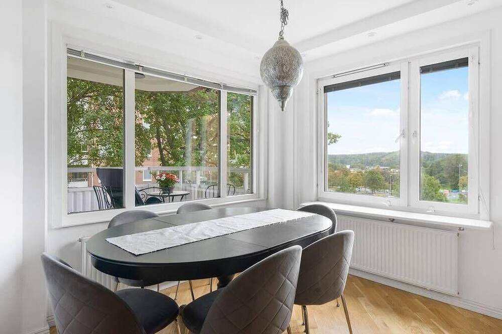 Ganze Wohnung, Beautiful apartment close to metro station, shops and amazing nature. in Botkyrka, Schwedische Ostsee