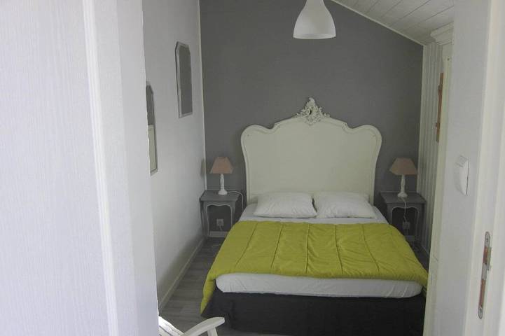 Location de vacances pour 6 personnes, avec jardin et terrasse ainsi que jacuzzi et sauna à Plouezoc'h - 3