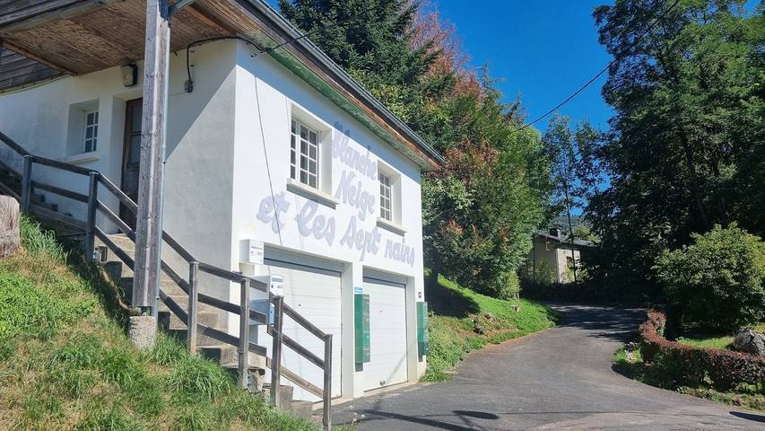 Gîte pour 4 personnes, avec terrasse à La Bourboule - 3