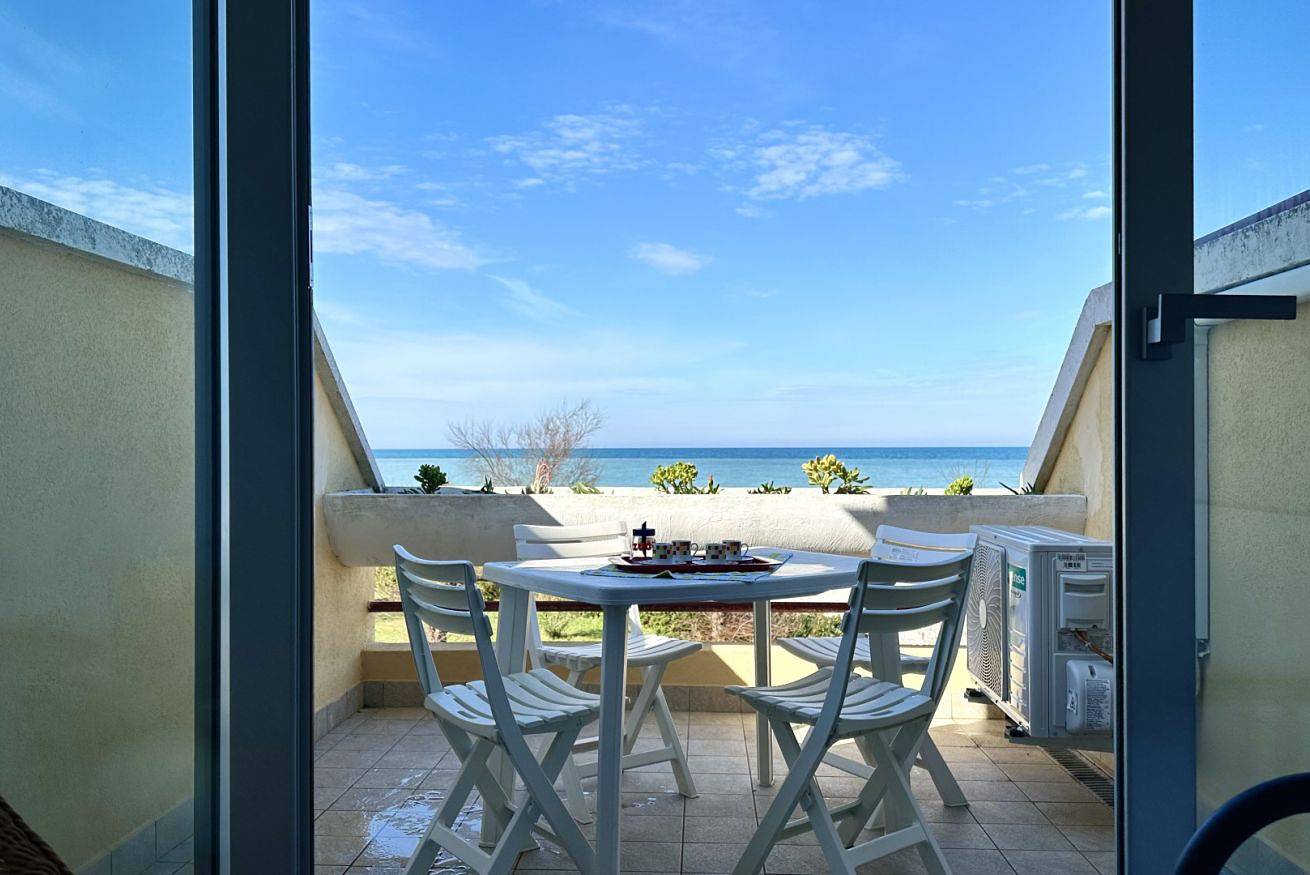 Ganze Wohnung, Se013 - Senigallia, large studio by the sea at the Piramidi residence in Senigallia, Senigallia (Gemeinde)