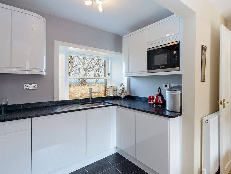 Charming Cottage in North Berwick with Sea Views in North Berwick, Edinburgh and Lothian