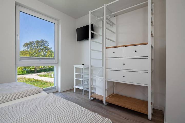 Ferienhaus Rügen-Relax mit hochwertiger moderner Ausstattung in Bodden-Nähe in Vaschvitz, Trent