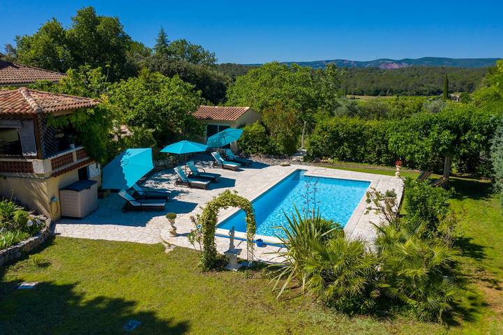 Location de vacances pour 2 personnes, avec piscine et jardin à Lorgues - 2