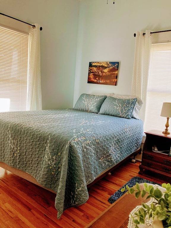 Entire house for your family while on vacation or extended work stay. in Hutchinson, Reno County