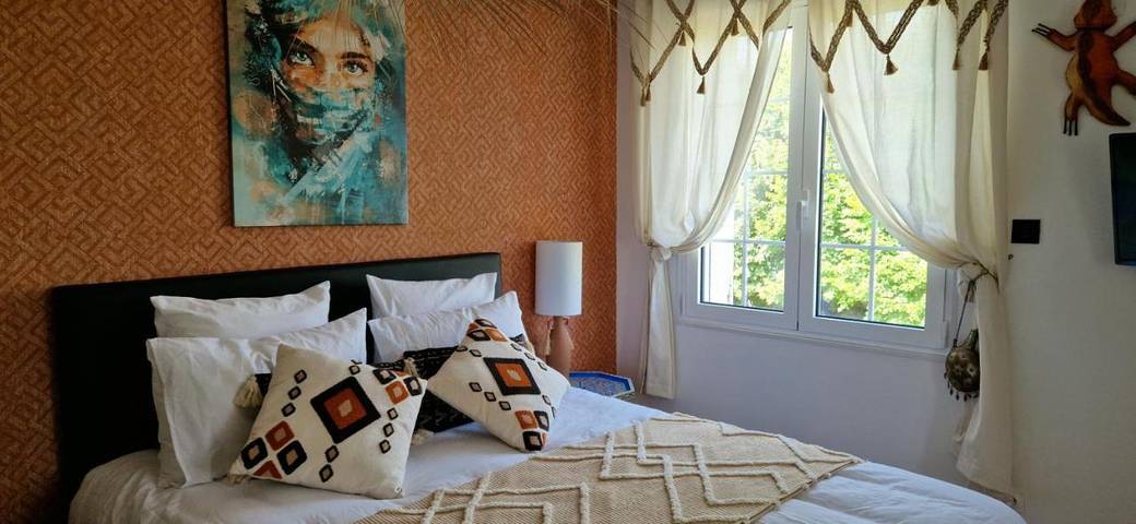 Maison d’hôte pour 2 personnes, avec Terrasse et Jardin ainsi que Piscine et Vue dans Marne