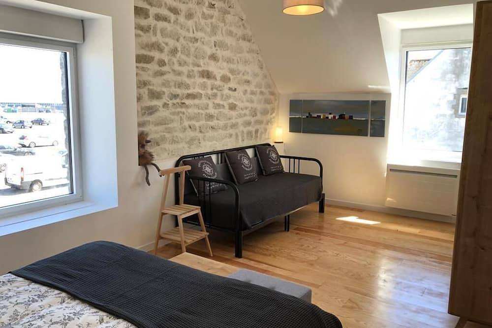 Steinhaus am Hafen von Lesconil (Meerblick) 4 Sterne in Lesconil, Plobannalec-Lesconil