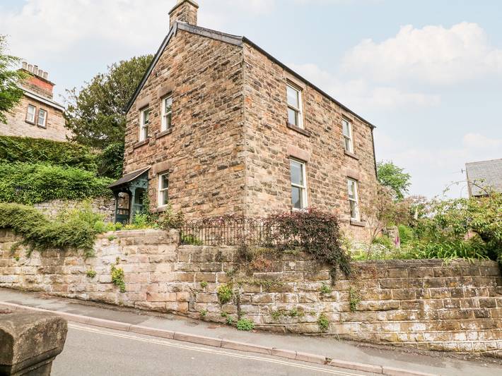 Log cabin for 6 people in Matlock