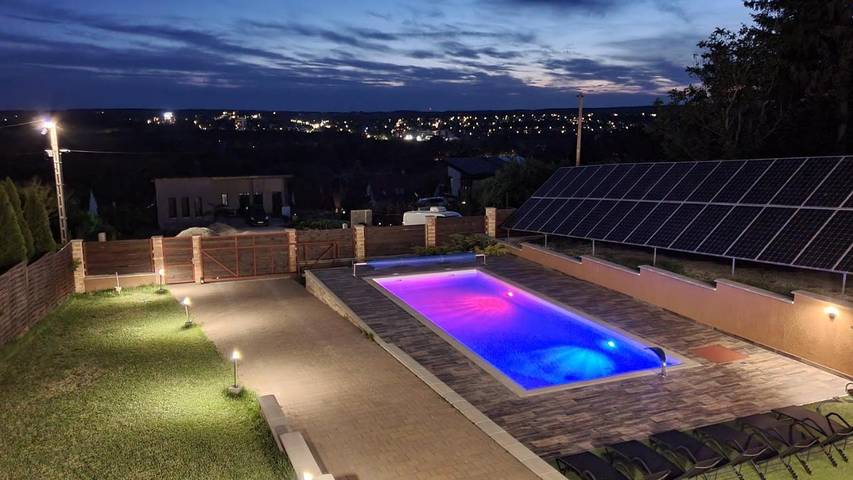 Villa für 14 Personen, mit Sauna und Garten sowie Pool und Ausblick am Balaton - 3