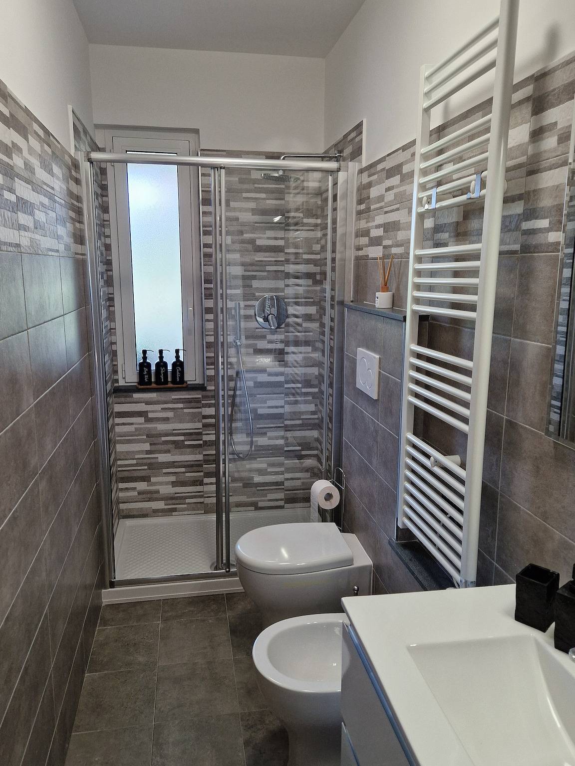 Apartamento entero, Apartamento Mareamore Albenga con piscina y terraza in San Fedele-Lusignano, Albenga