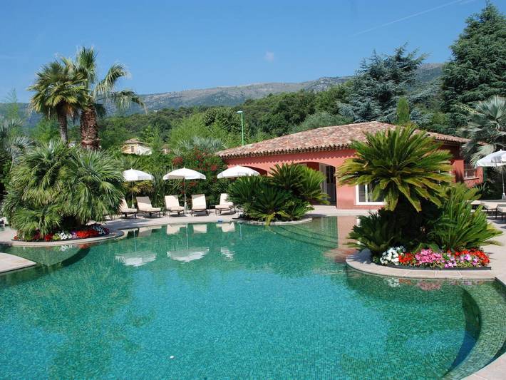 Villa pour 4 personnes, avec Jacuzzi et Terrasse ainsi que Jardin et Piscine à Carros