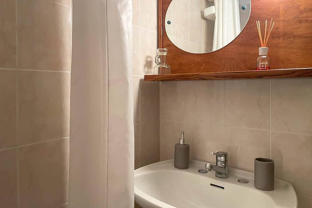 Appartamento intero, Splendido appartamento a Verni (Lu) con Wifi in Gallicano, Garfagnana