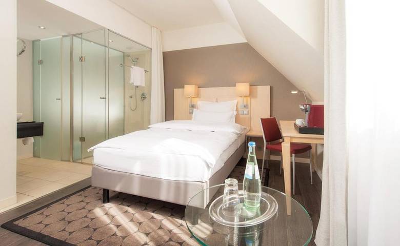 Hotel für 2 Personen, mit Pool und Sauna in Kölner Karneval - 3