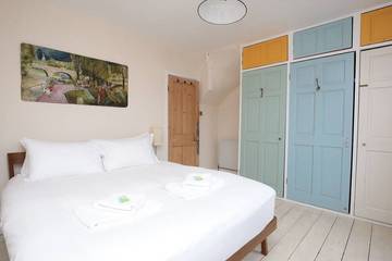 Glamping for 6 People in Oxford, Oxfordshire, Photo 2