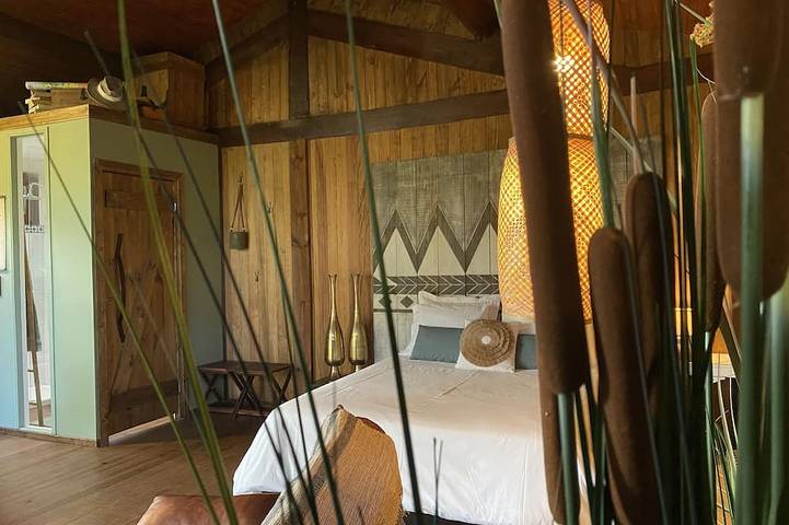 Pine Lodge - A luxurious bungalow surrounded by nature in Distrito de Porto