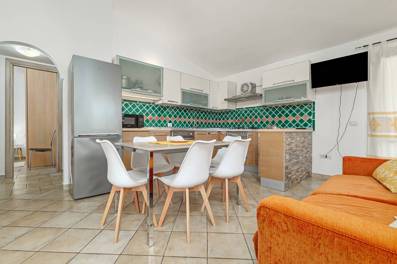 Ganze Wohnung, Ferienwohnung 'Villetta Vacanze Budoni' mit privater Terrasse, privatem Garten und Klimaanlage in Budoni, Olbia-Tempio