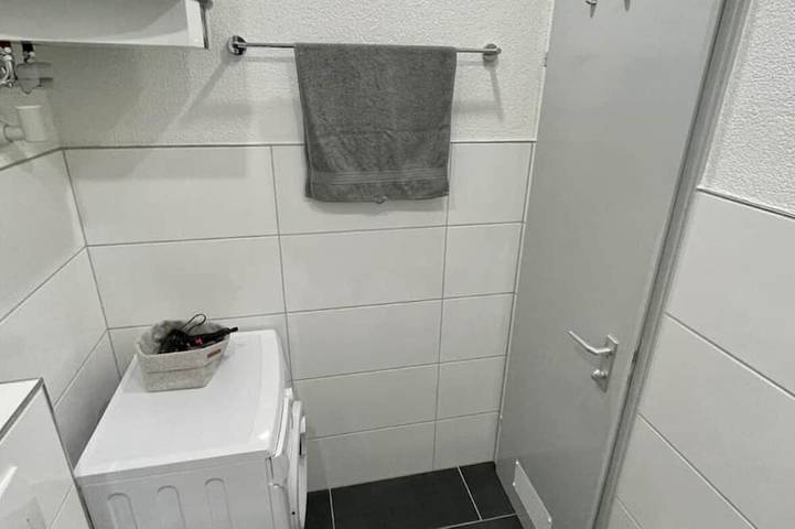 Ferienwohnung für 3 Personen, mit Whirlpool in Karlsruhe - 3