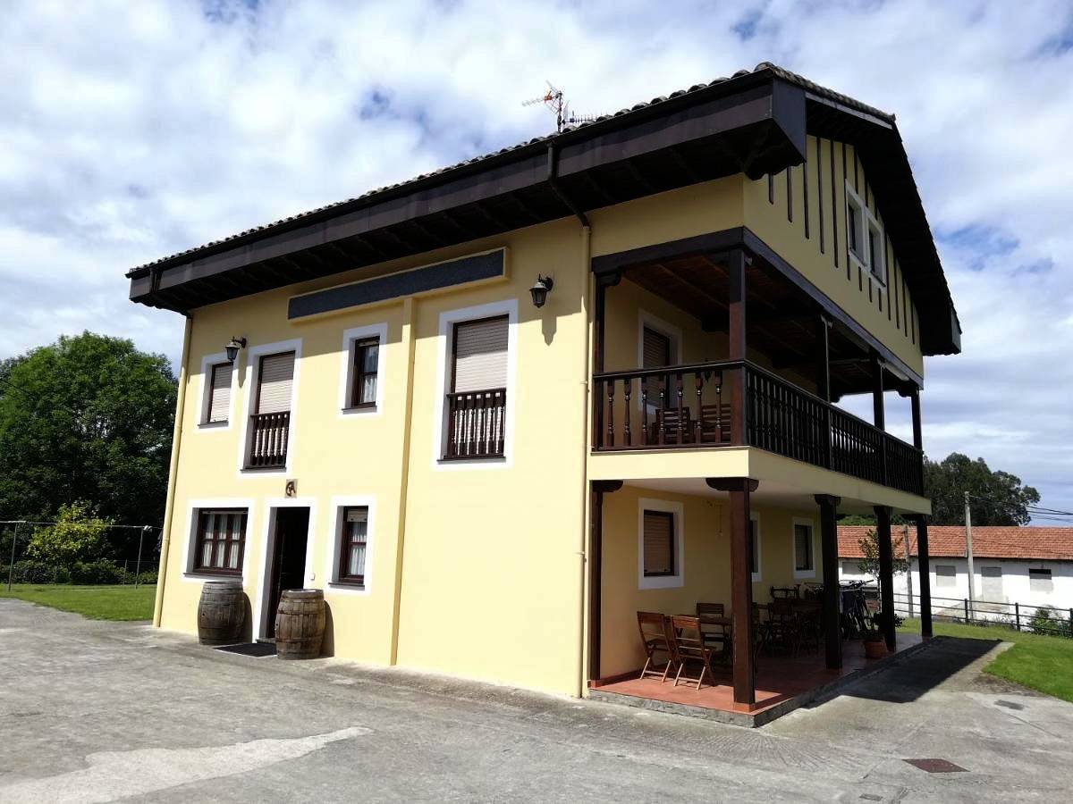 La Aldea in Puertas de Vidiago, Llanes
