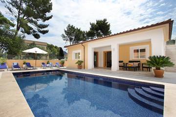 Villa in Pollença, Serra de Tramuntana für 8 