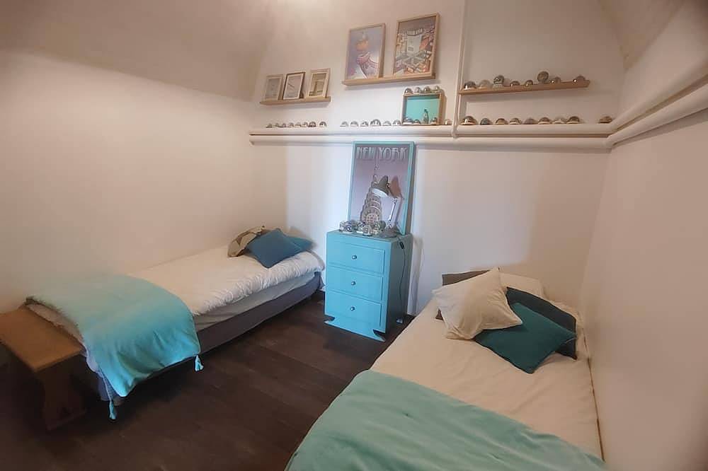 Appartement entier, Offrez-vous un moment hors du temps, entre patrimoine, art et douceur de vivre ! in Saint-Florentin, Région d'Auxerre