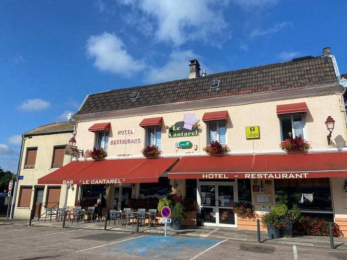 Hôtel pour 2 personnes, avec terrasse à Andelot-Blancheville