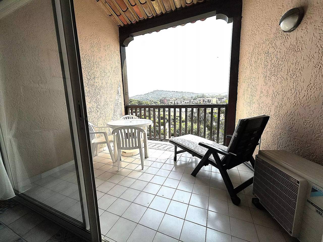 Appartement entier, Appt T2 climatisé avec piscine et accès plage in Port Cogolin, Gassin