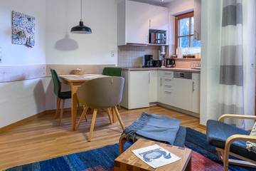 Ferienwohnung für 2 Personen in Chieming, Bayerische Alpen, Bild 1