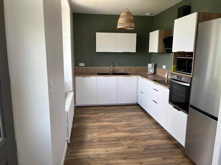 Location de vacances pour 8 personnes, avec Balcon ainsi que Terrasse et Jardin à Brassac-les-Mines