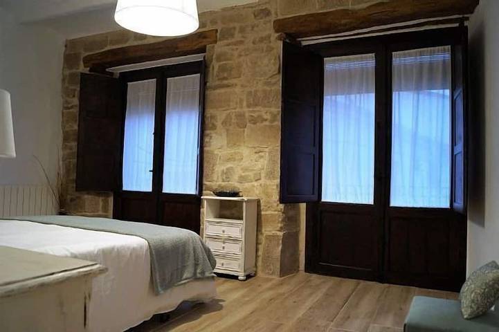 Landhaus (Vollvermietung) El Carolino für 4 Personen + zwei Zustellbetten in Larraga, Navarra Provinz