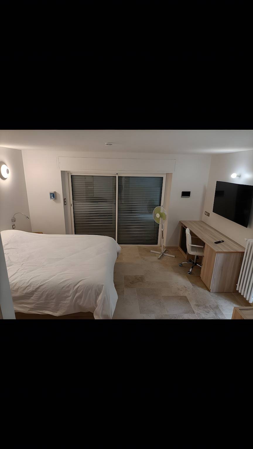 Bed & Breakfast 'Chambre Jasmin' mit Gemeinschaftsterrasse, Wlan und Klimaanlage in Grasse, Mittelmeerküste (Frankreich)