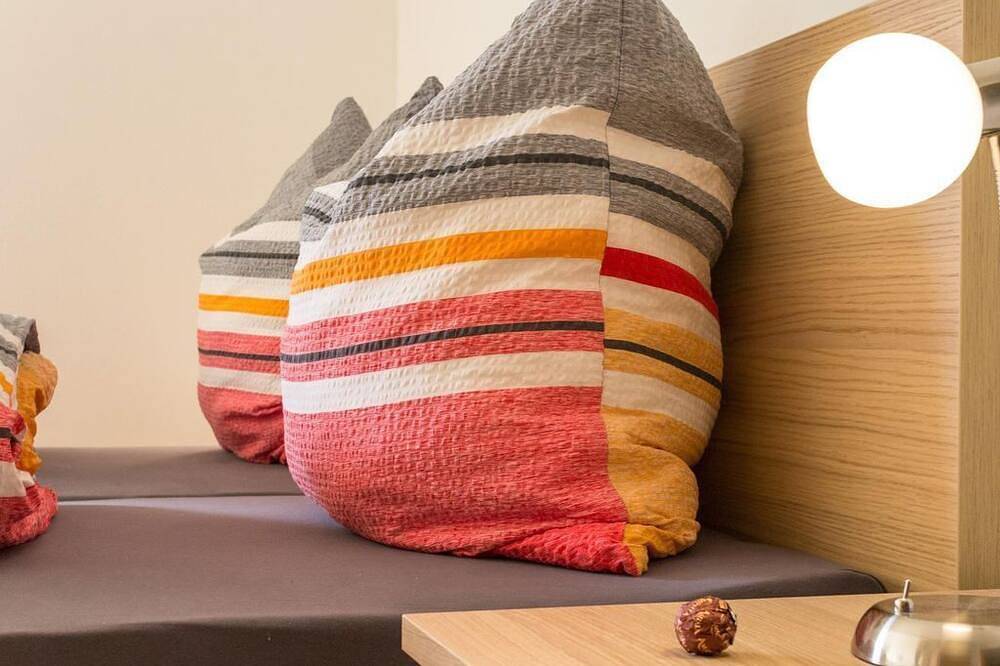 Ganze Wohnung, Ferienwohnung \"Am Altstadtring\" - Ferienwohnung für 2 Personen in Rockenhausen, Pfälzer Bergland