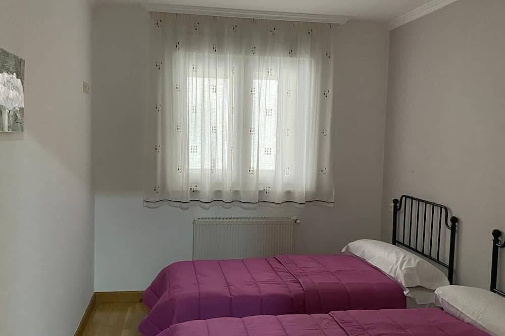 Apartamento entero, Mareas Vivas es playa, montaña, gastronomía, folclore.... Todo a tu alcance. in Foz, Costa de Galicia