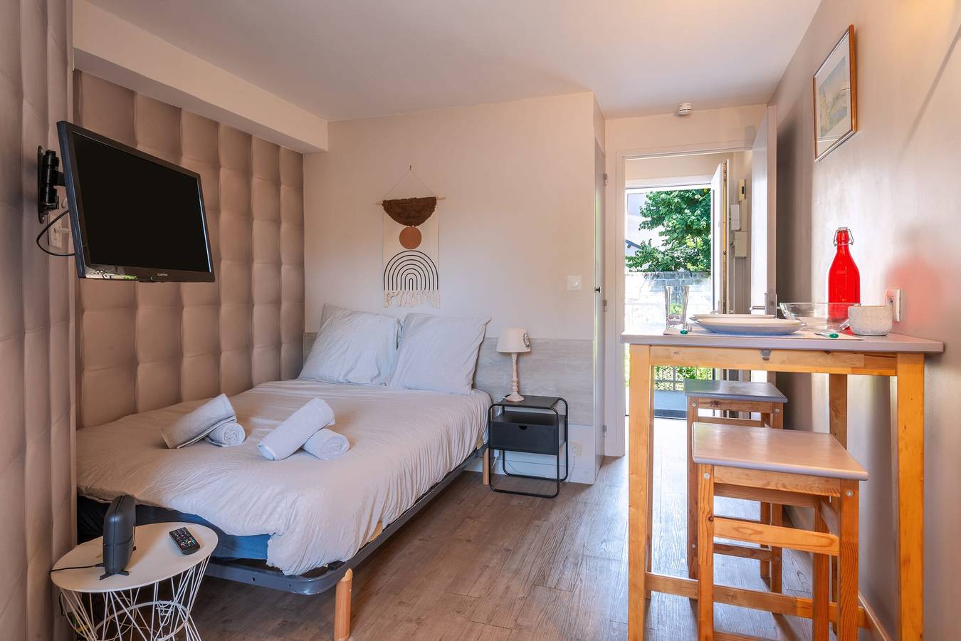 Ganze Wohnung, La Lullaby - Wifi - Gare - Parking in Laval, Mayenne