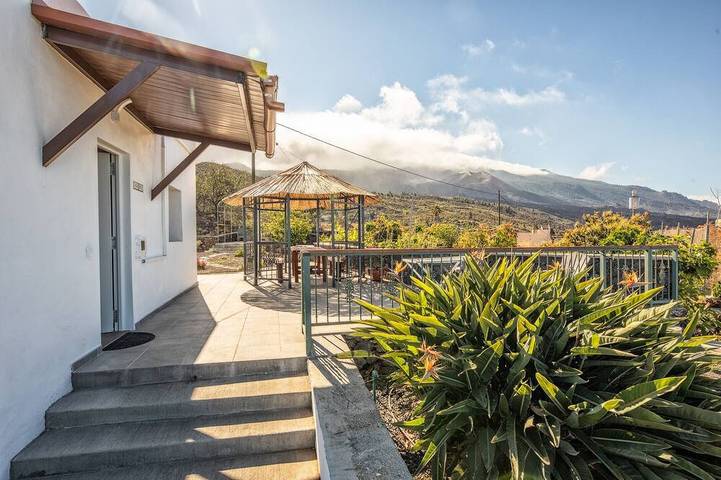 Chalet für 4 Personen, mit Terrasse und Garten - 1